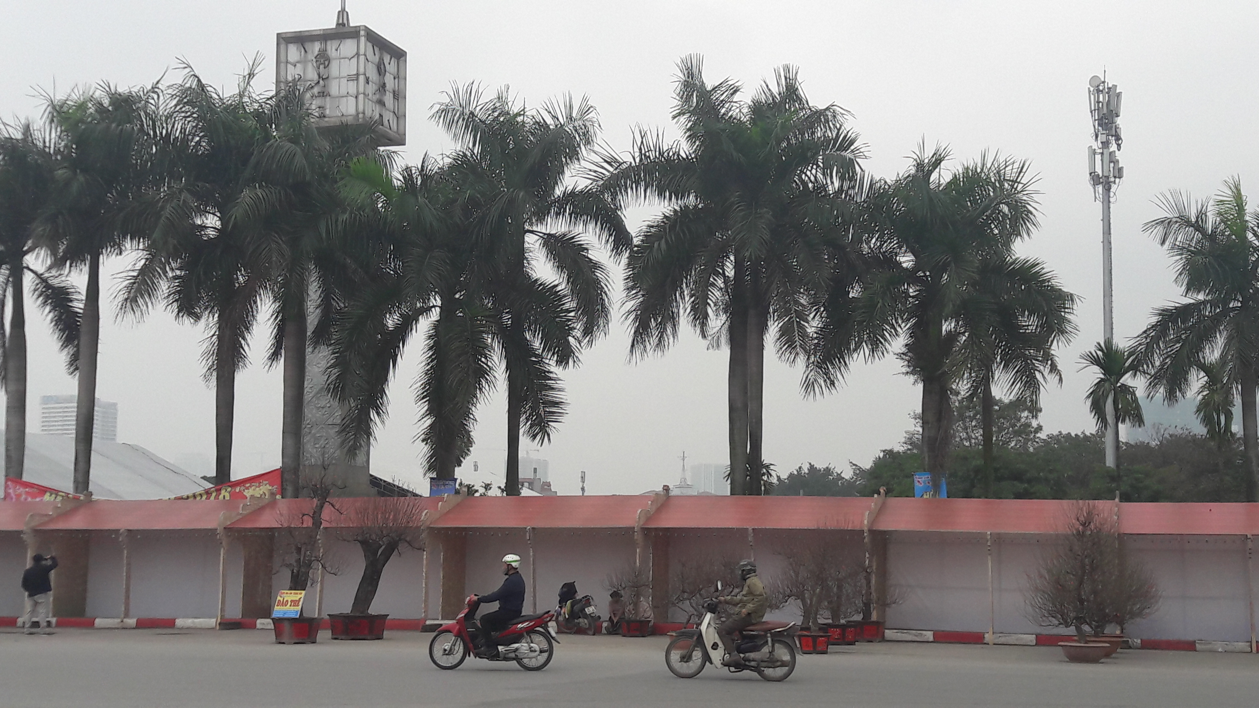 “Độc đáo” - Chợ xuân Nam Từ Liêm