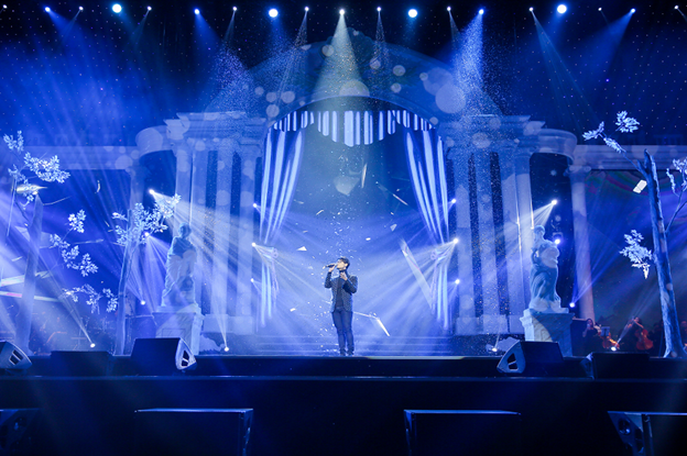 Ngắm dàn sao“khủng” tại đêm nhạc tri ân khách hàng của Tân Hoàng Minh