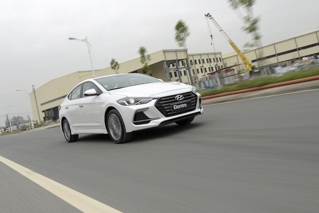 Quyết giành thị phần phân khúc C, Hyundai Elantra Sport mạnh tay giảm giá còn 729 triệu đồng tại thị trường Việt Nam
