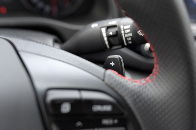 Quyết giành thị phần phân khúc C, Hyundai Elantra Sport mạnh tay giảm giá còn 729 triệu đồng tại thị trường Việt Nam