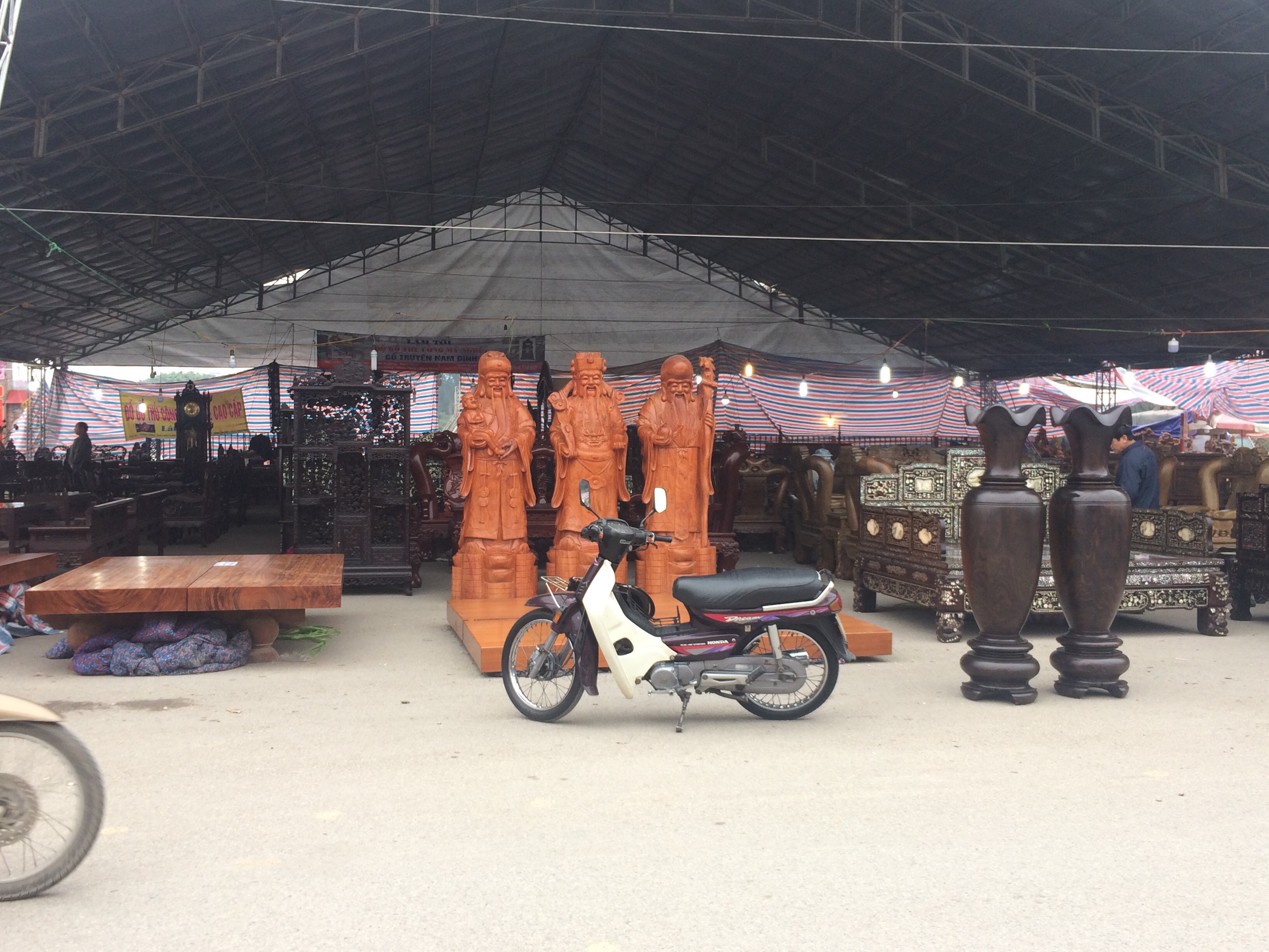 “Độc đáo” - Chợ xuân Nam Từ Liêm