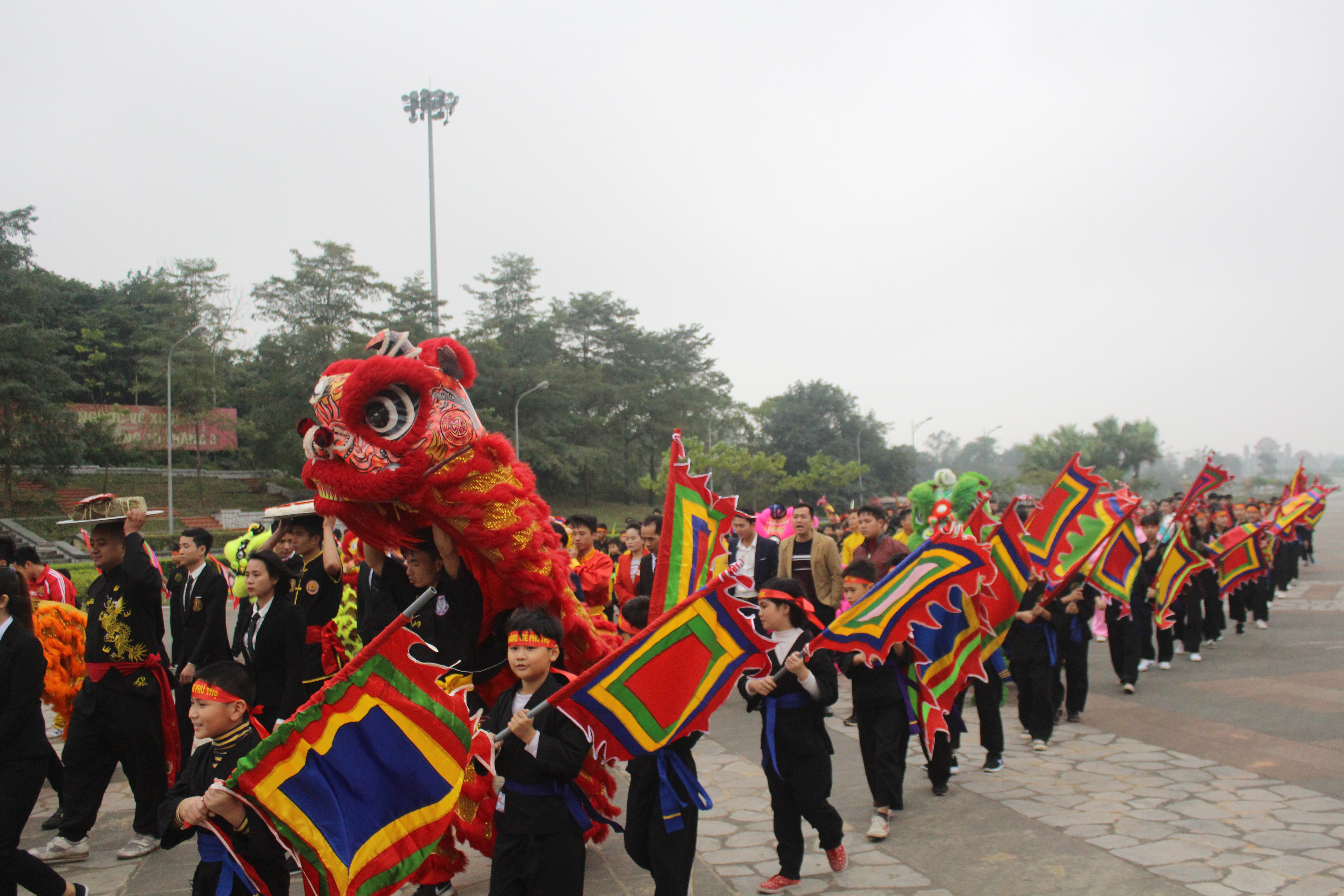 Tưng bừng hội diễn võ thuật cổ truyền thị xã Phú Thọ lần thứ II