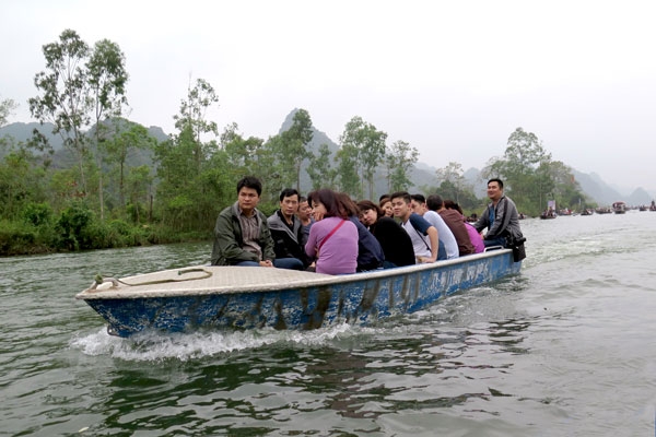 Lễ hội chùa Hương 2018: Kiên quyết “nói không” với xuồng máy