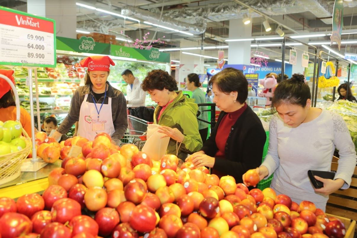 Vinmart hỗ trợ địa điểm bán hoa – cây cảnh tết