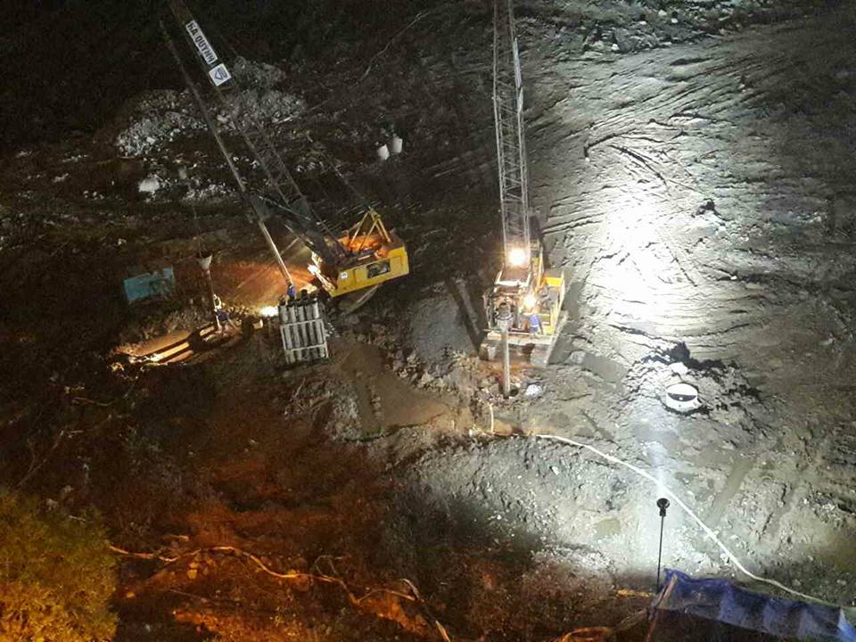 MjQuMDAwIG0yIMSR4bqldCBD4bqndSBEaeG7hW4gdsOgIGLDoG4gdGF5IGPhu6dhIFZpbWVkaW1leA==