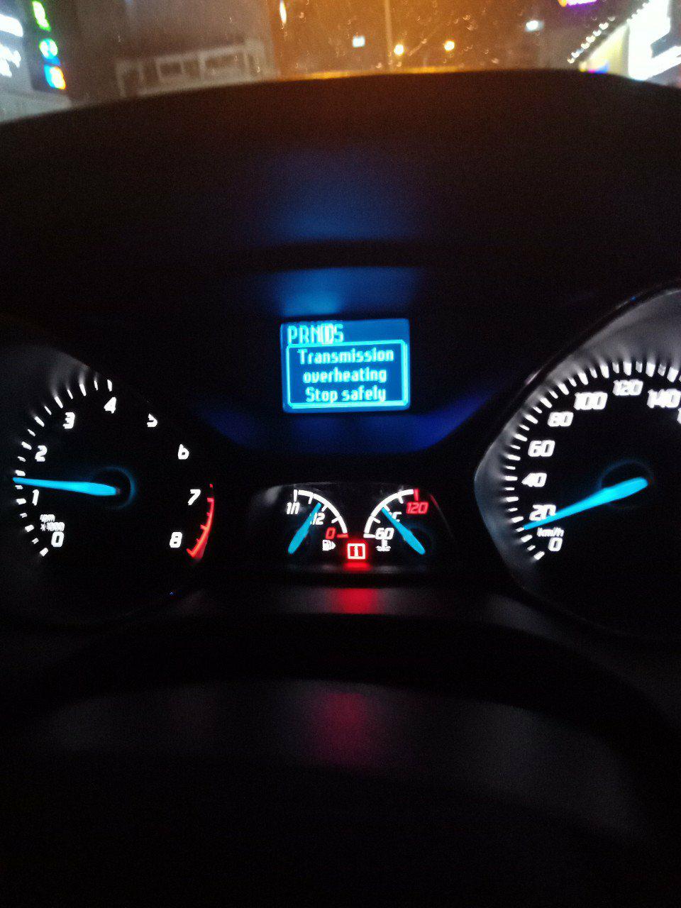 Coi thường người tiêu dùng tại Việt Nam. Khách Hàng quyết khởi kiện Ford Việt Nam ra tòa