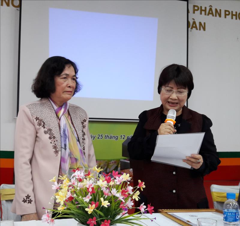 CLB Phụ nữ với tiêu dùng tổ chức hoạt động sinh hoạt định kỳ