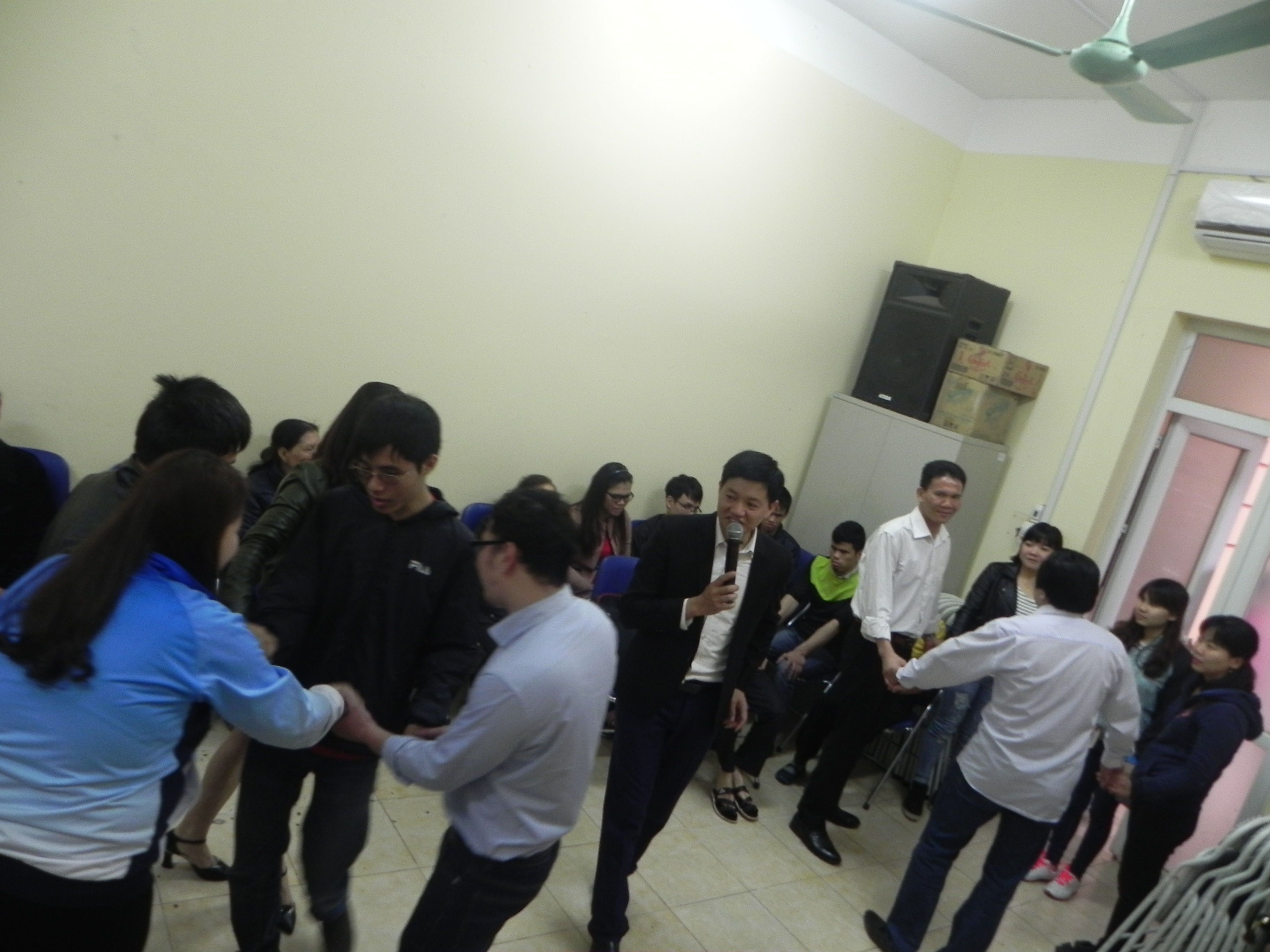 Trao cảm xúc - Nhận yêu thương