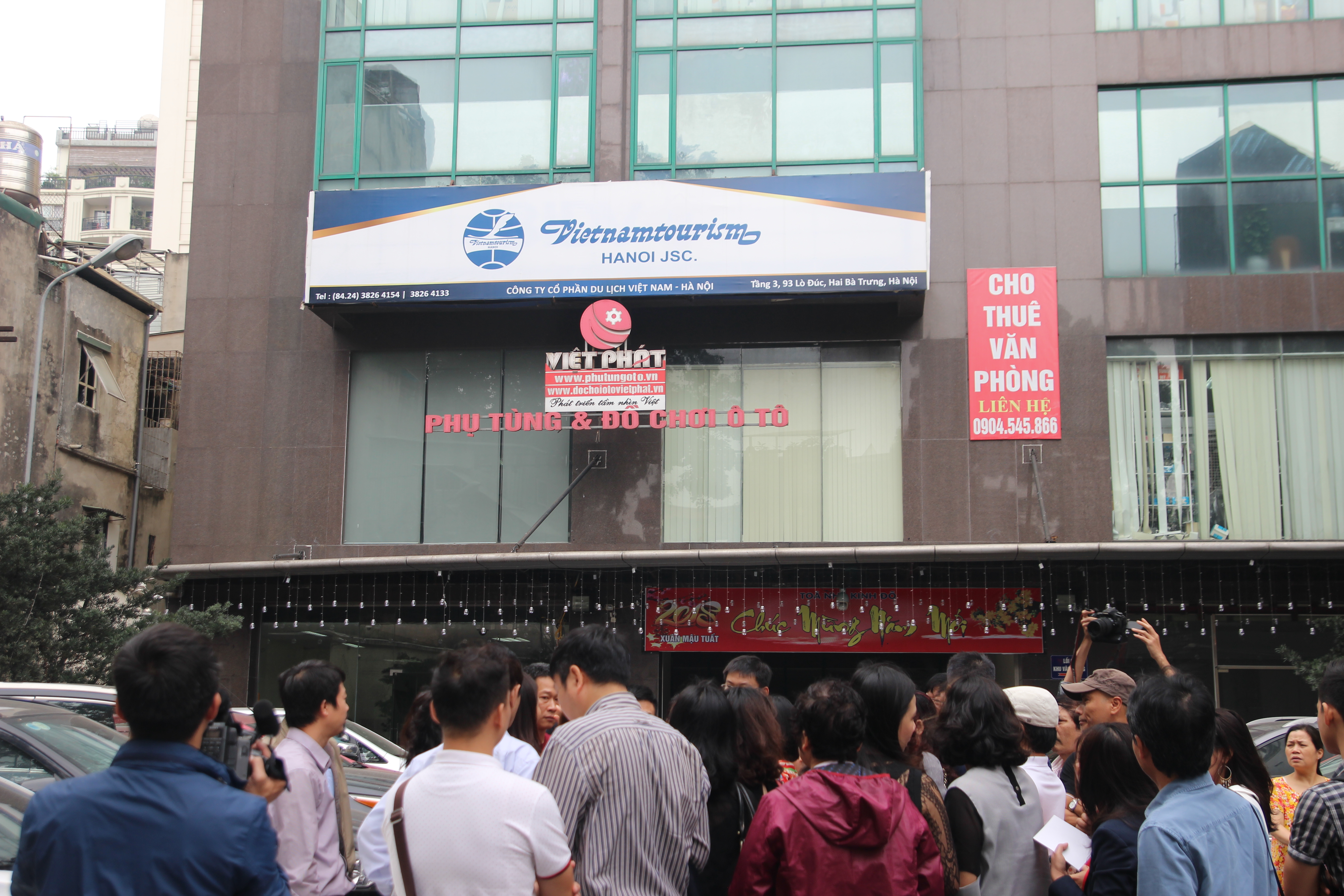 Khách hàng “Đại náo” Công ty CP đầu tư xây dựng Kinh Đô