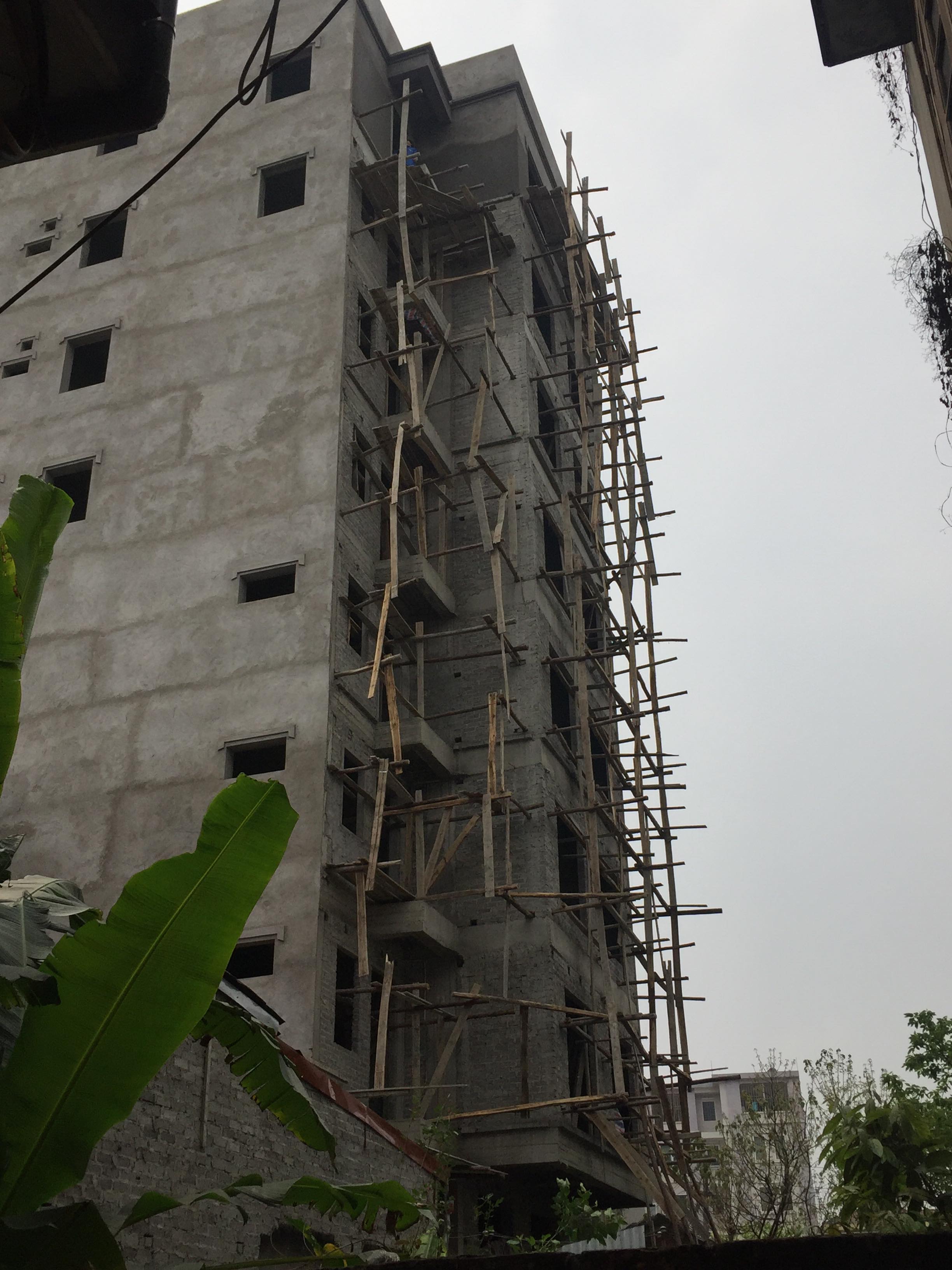 P. Mễ Trì (Nam Từ Liêm, Hà Nội): Vi phạm trật tự xây dựng tồn tại, TTXD nói: “tạo điều kiện”!?