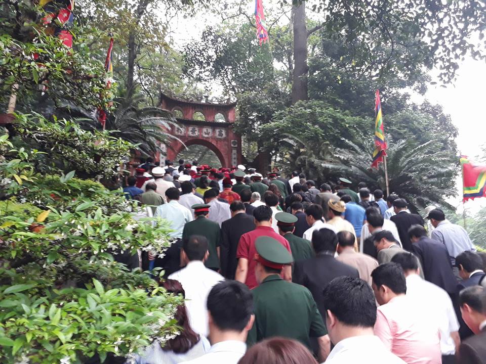 Thủ tướng Nguyễn Xuân Phúc tham gia lễ dâng hương Giỗ Tổ Hùng Vương 2018.