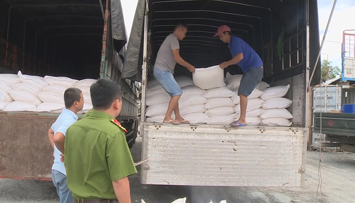 Nhức nhối đường nhập lậu