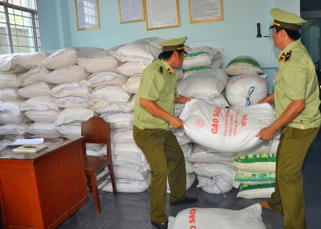 Nhức nhối đường nhập lậu