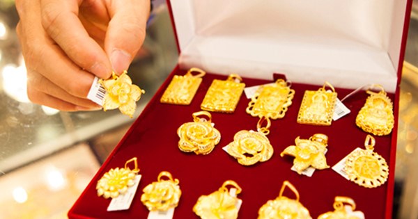 Giá vàng hôm nay 12/4/2018: Vàng tiếp tục tăng giá