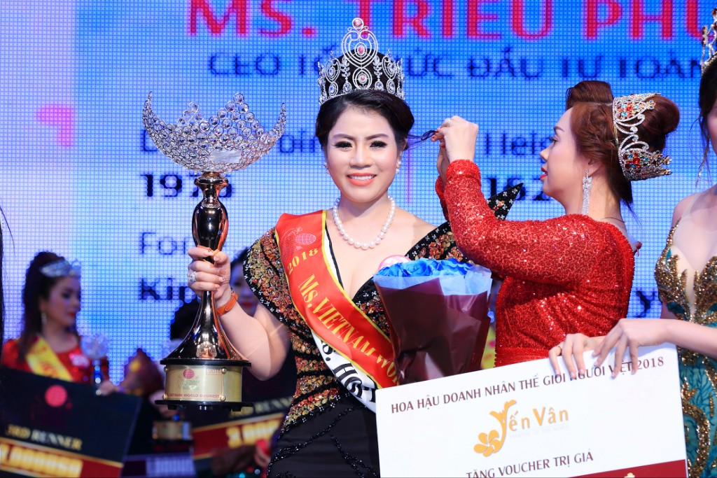 Tình nghi cầm đầu đường dây mua bán hoá đơn 1.500 tỷ, hoa hậu doanh nhân bỏ trốn 