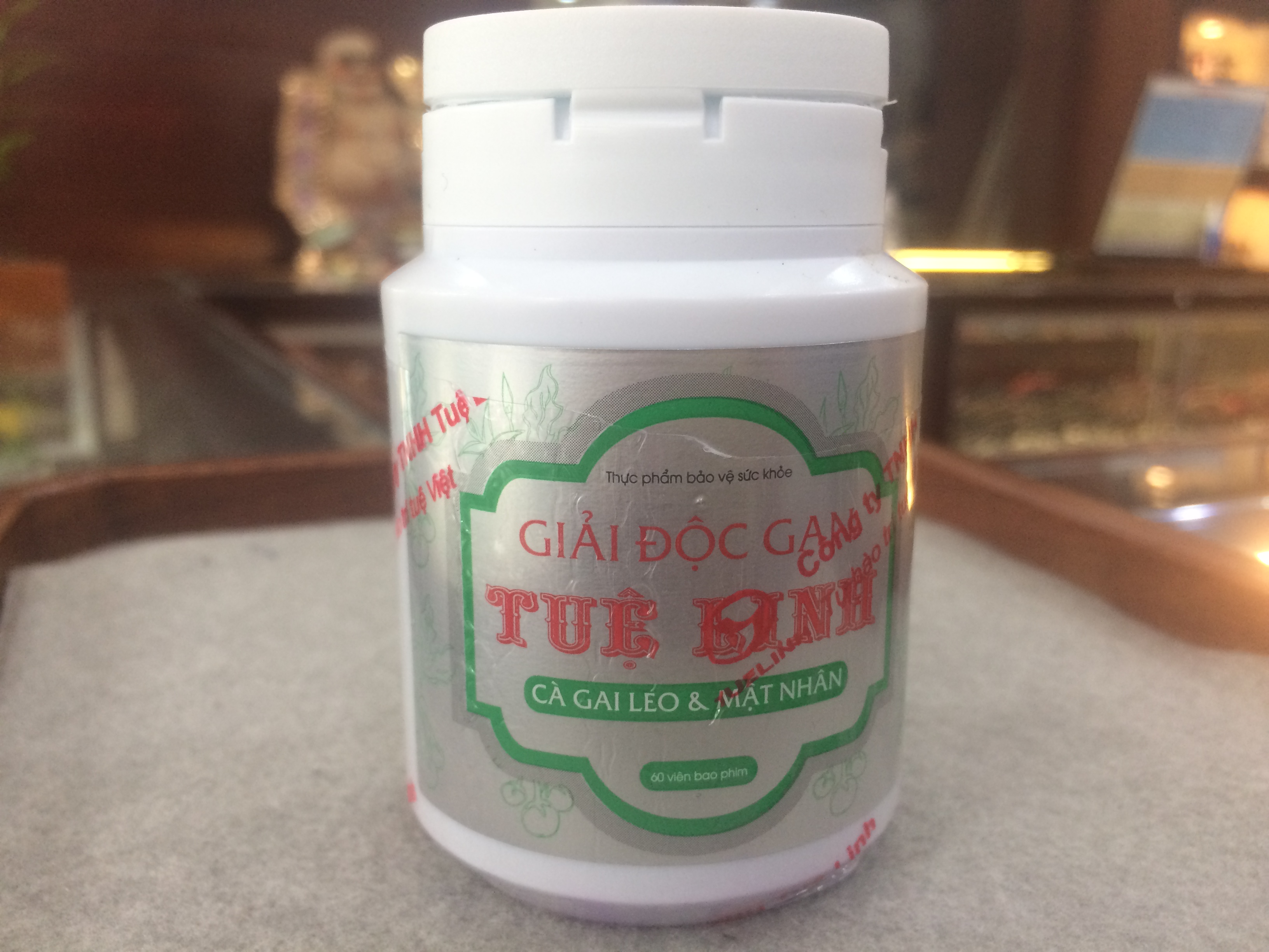 Tuệ Linh: Những lời nói dối khôi hài về việc quảng cáo TPCN Giải độc gan