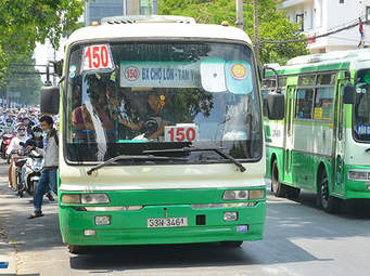 Người dân được đi xe buýt miễn phí dịp lễ 30/4 và 1/5 tại TP.HCM