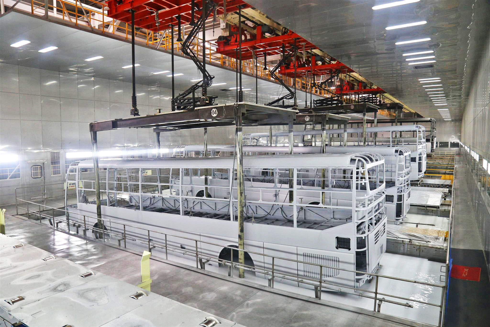 THACO chuyển giao công nghệ sản xuất xe bus THACO COUNTY  cho đối tác tại KAZAKHSTAN 