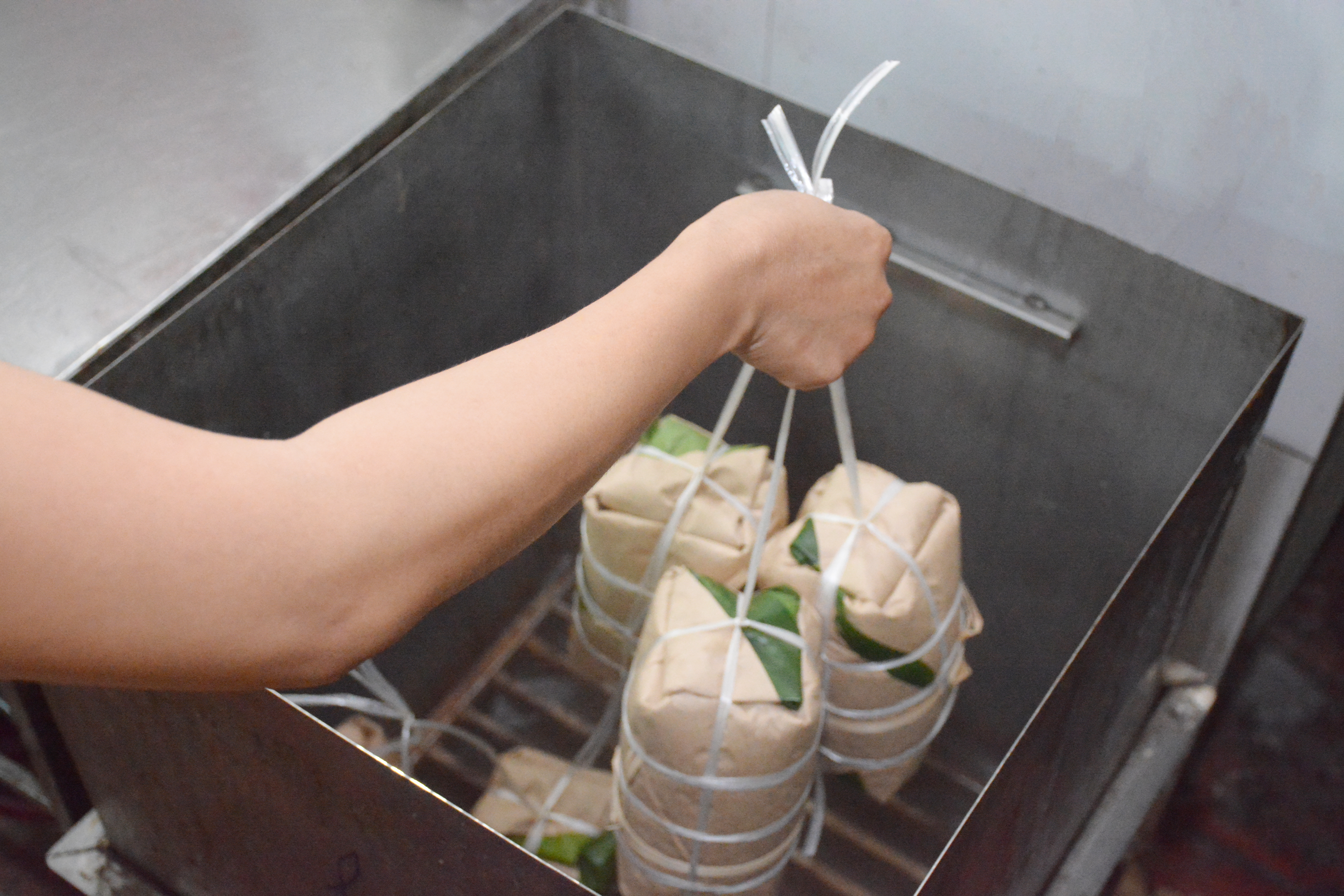 Mắt thấy tai nghe làng giò chả Ước Lễ