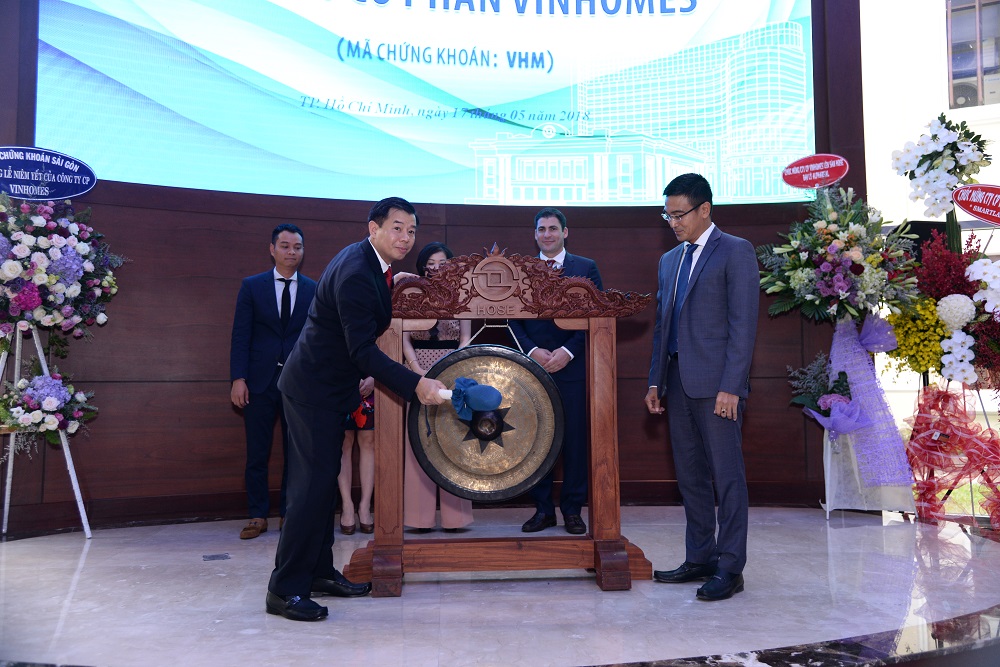 Vinhomes chính thức niêm yết 2,68 tỷ cổ phiếu - mã VHM
