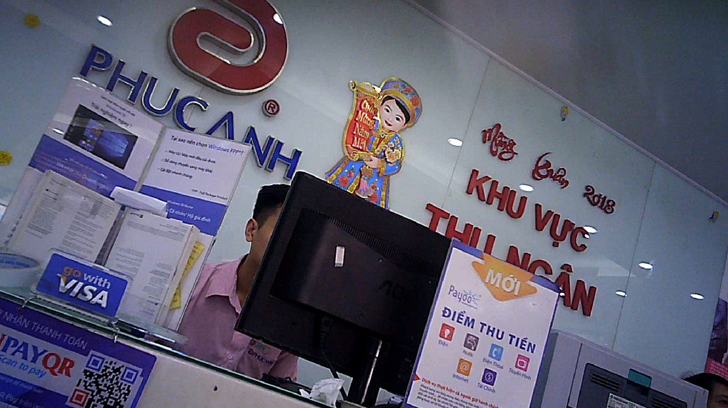 Công ty Phúc Anh yêu cầu khách ghi tên sản phẩm khác mới được lấy hóa đơn đỏ?