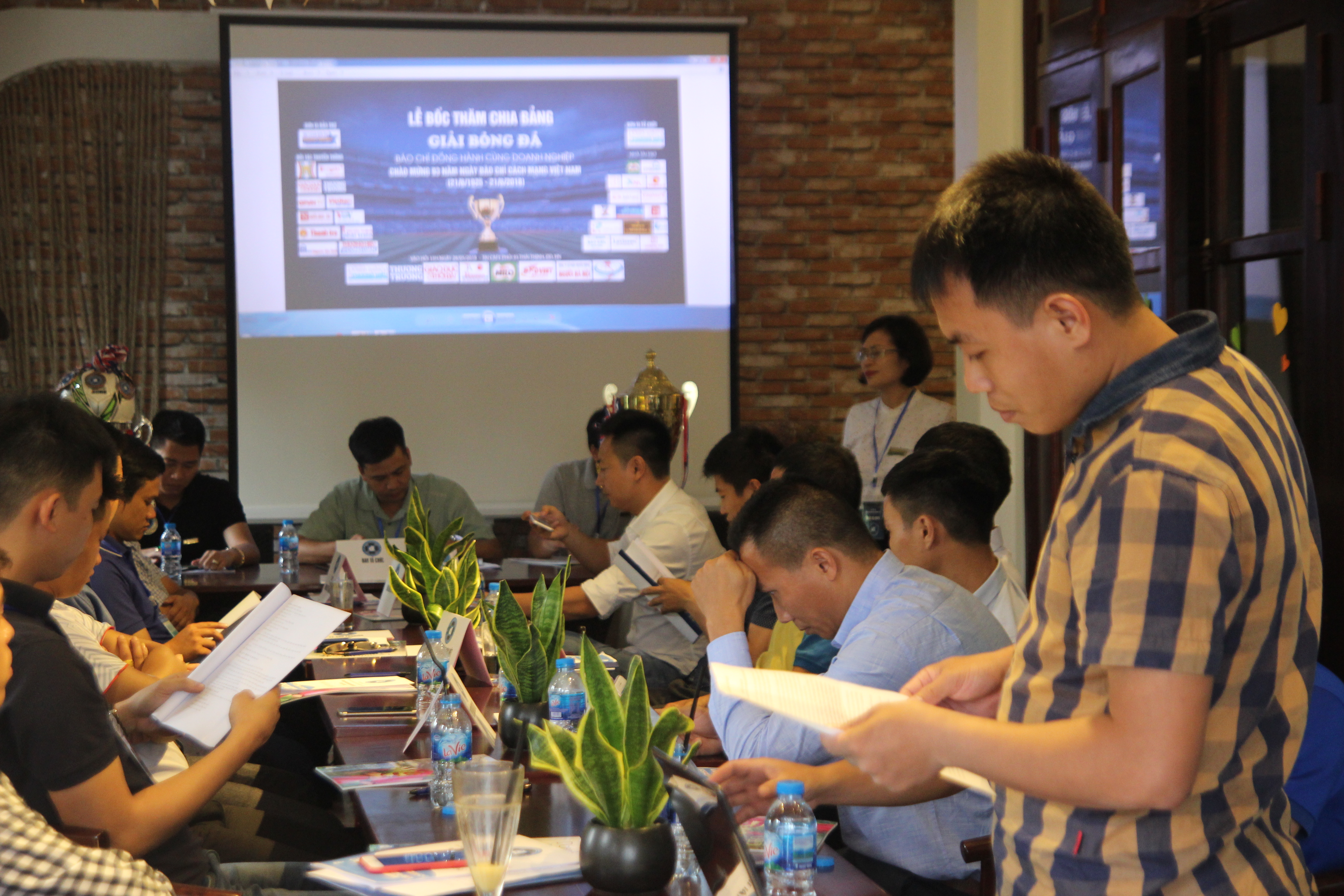 Khởi động giải bóng đá “Báo chí đồng hành cùng doanh nghiệp”