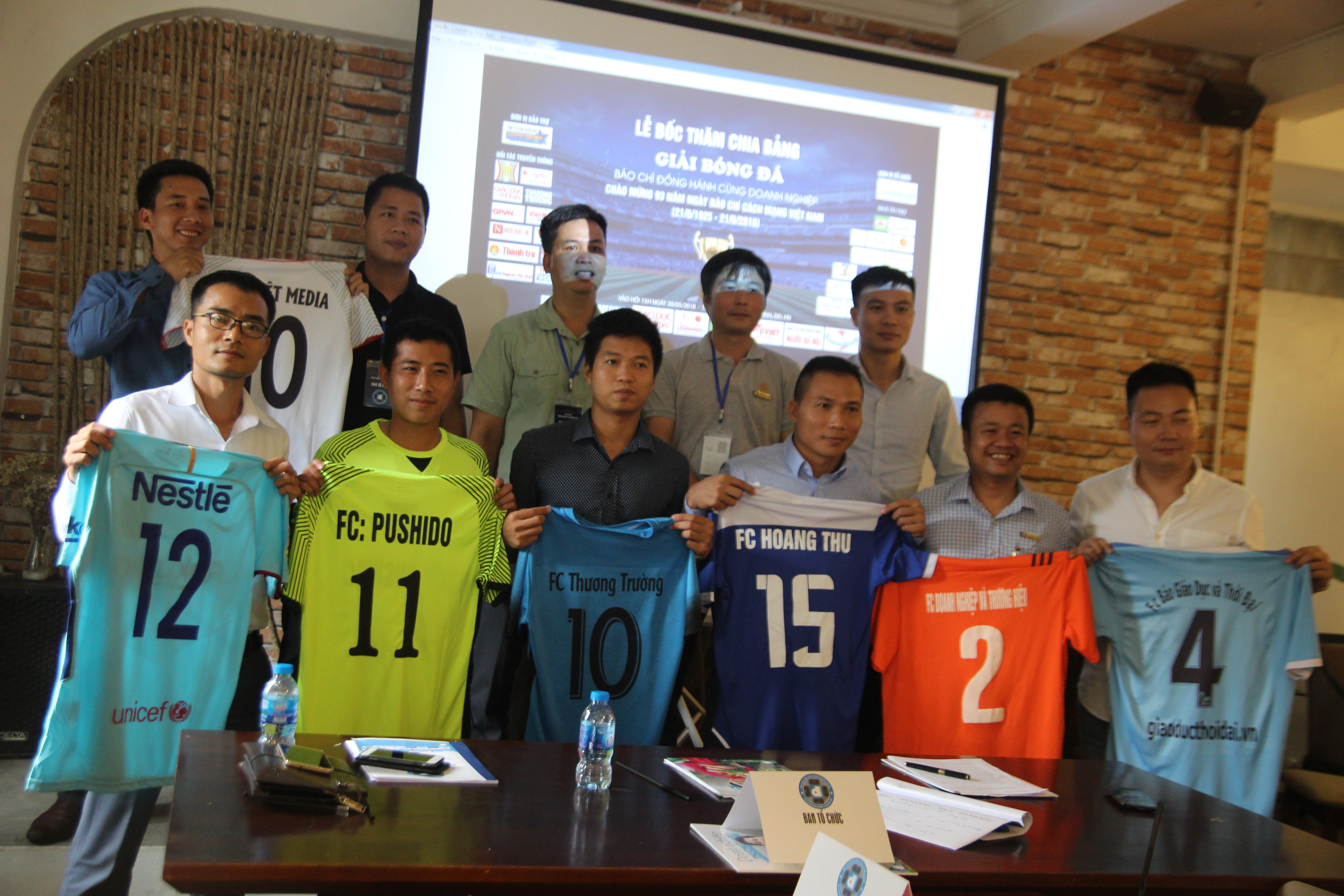 Khởi động giải bóng đá “Báo chí đồng hành cùng doanh nghiệp”