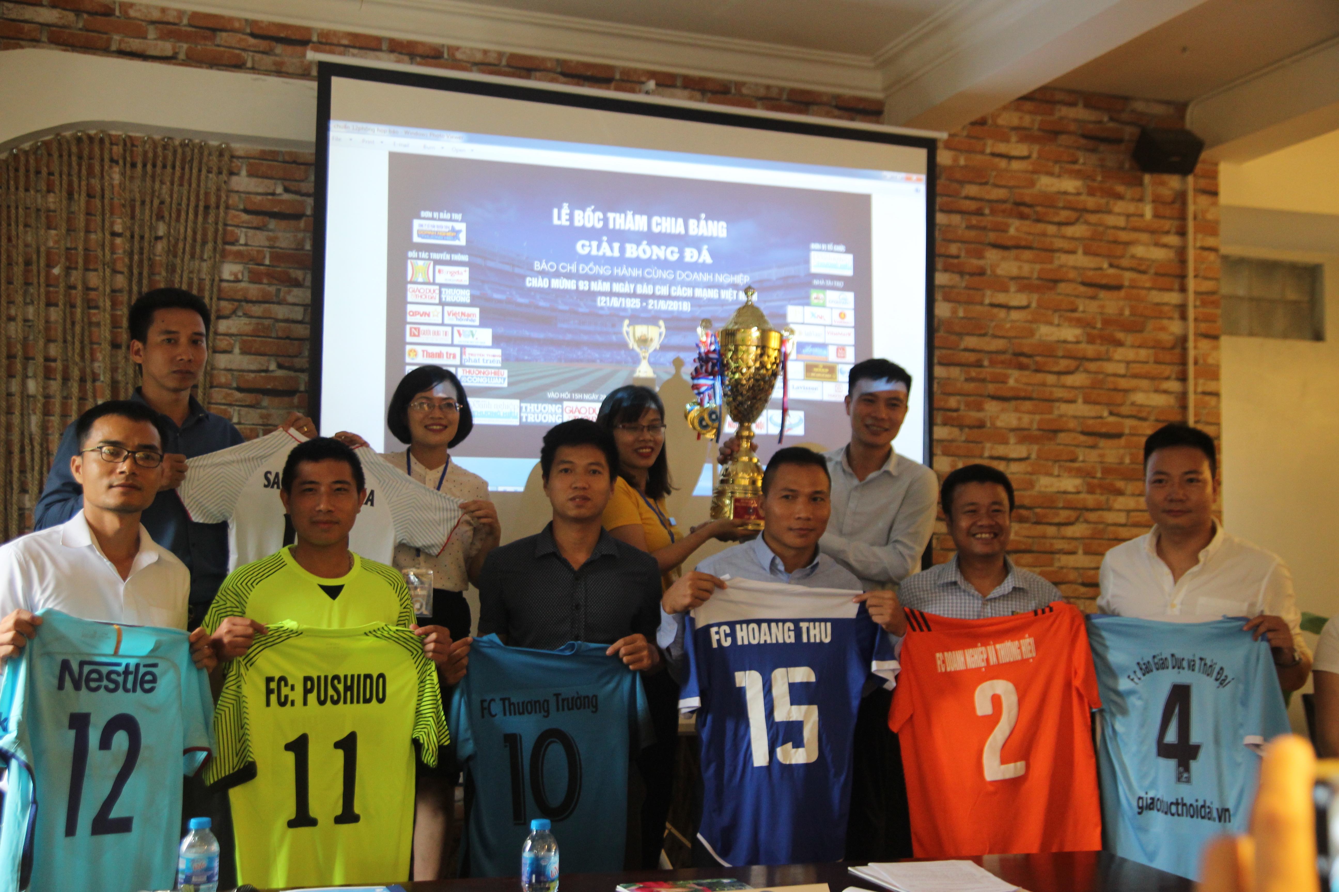 Khởi động giải bóng đá “Báo chí đồng hành cùng doanh nghiệp”