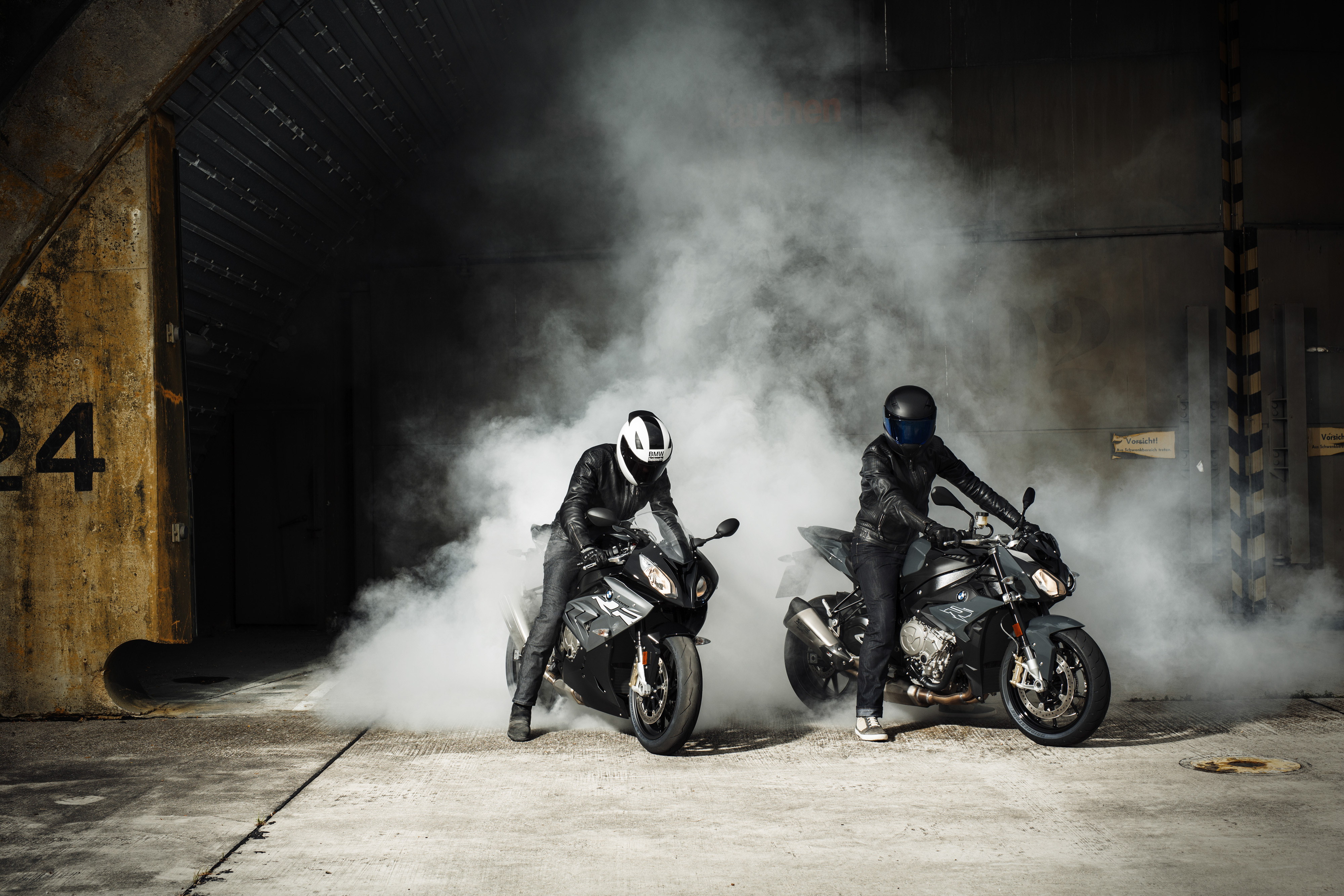 THACO công bố giá mới hấp dẫn cho loạt mô tô phân khối lớn BMW Motorrad