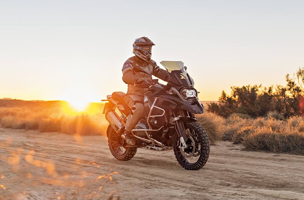 THACO công bố giá mới hấp dẫn cho loạt mô tô phân khối lớn BMW Motorrad