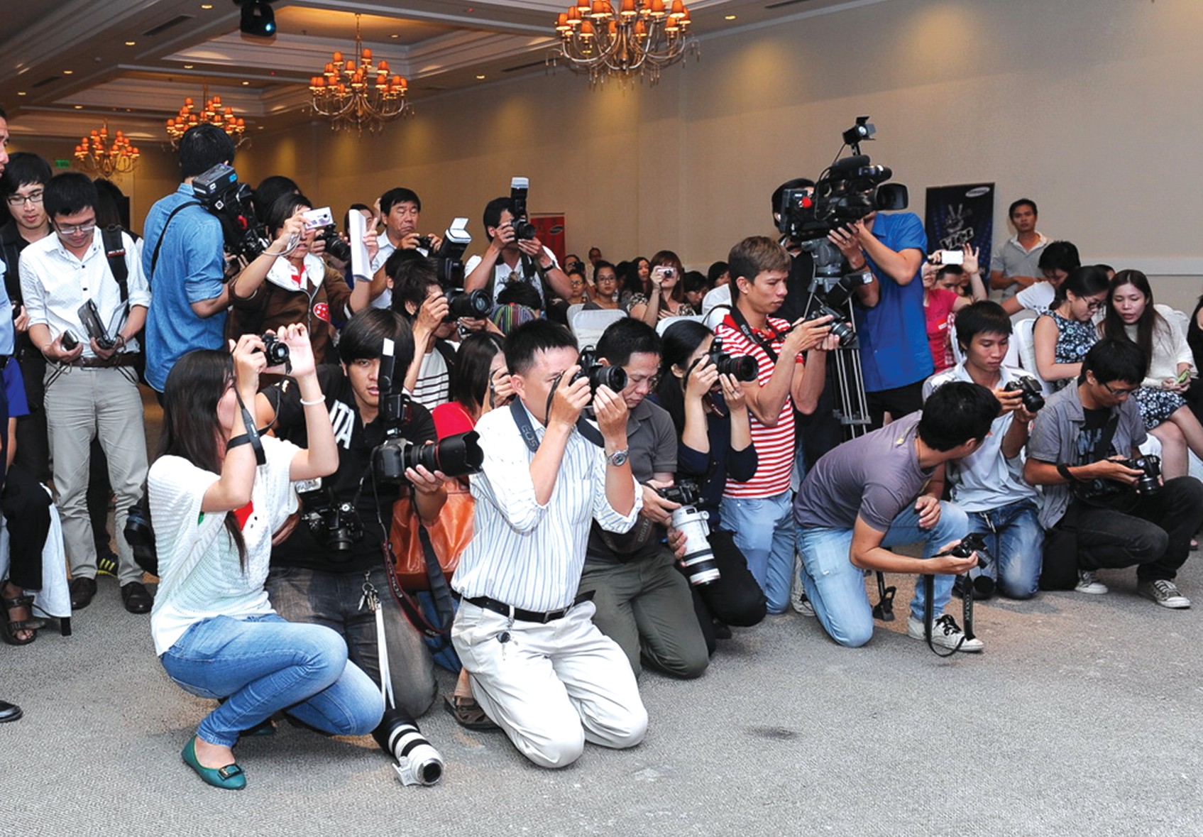 Báo chí thời  Trí tuệ nhân tạo