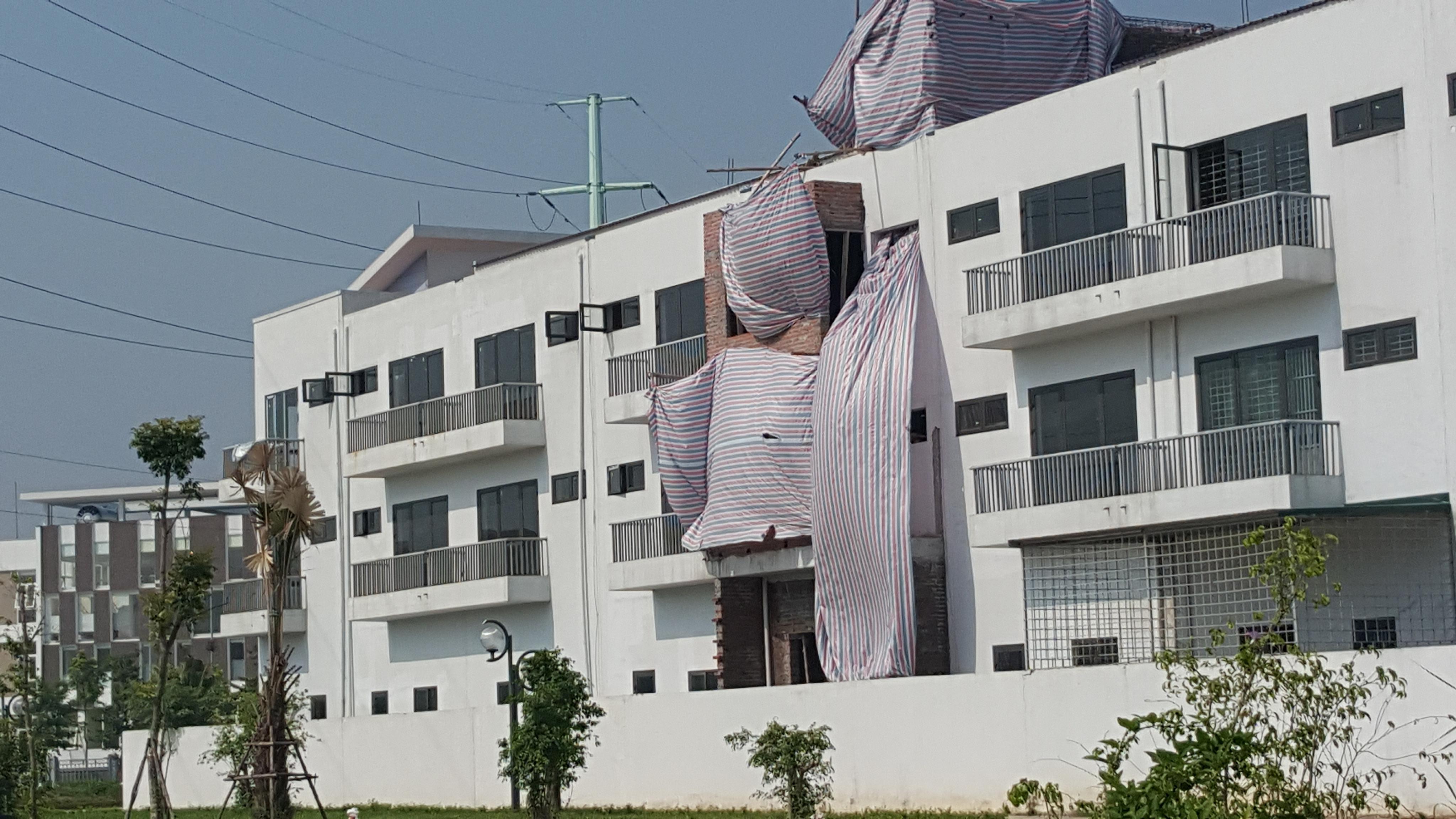 Bài 1: Nam Từ Liêm (Hà Nội): Nhiều công trình “nganh nhiên” vi phạm TTXD?