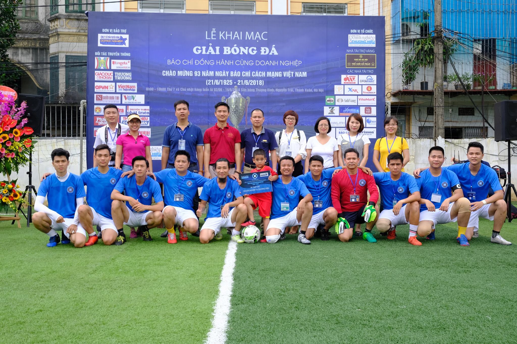 Khai mạc giải bóng đá Báo chí đồng hành cùng doanh nghiệp