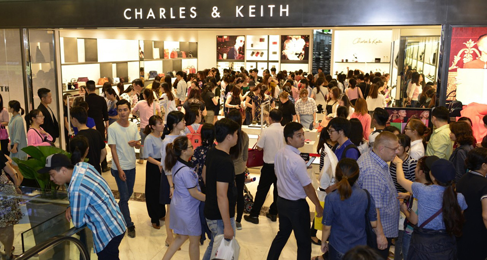 HÁO HỨC CHỜ ĐÓN “ĐẠI TIỆC KHUYẾN MẠI ĐÊM” TẠI VINCOM