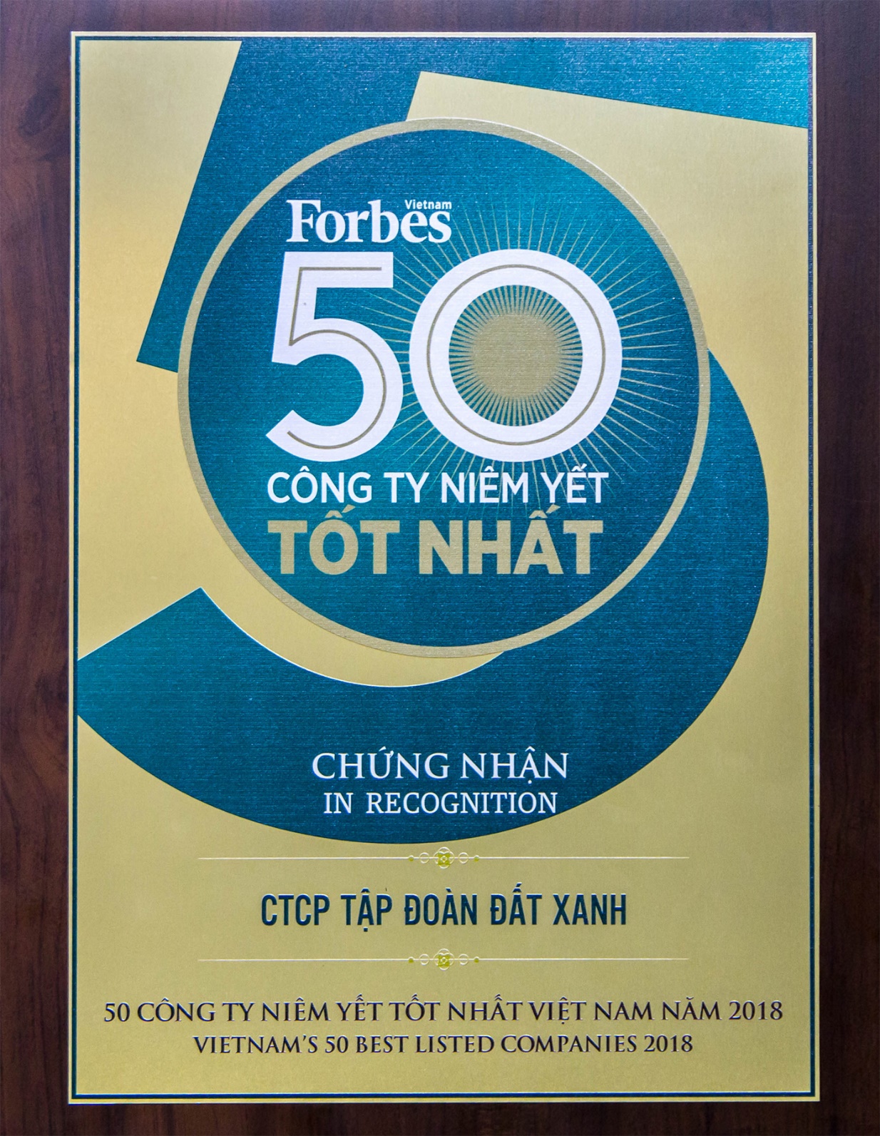 Lần thứ 6 liên tiếp, Đất Xanh xuất sắc được vinh danh Top 50 công ty niêm yết tốt nhất Việt Nam