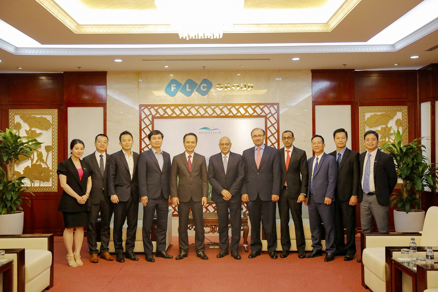 Đại diện lãnh đạo Tập đoàn FLC và Credit Suisse AG   