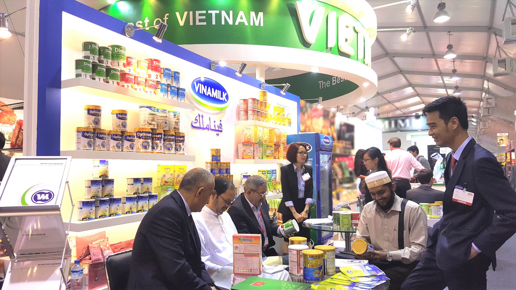 Vinamilk tham dự hội chợ Gulfood 2016 được tổ chức tại Trung tâm Thương mại Thế giới Dubai