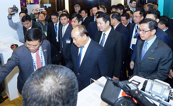 Thủ tướng: Cách mạng 4.0 là cơ hội tốt cho Việt Nam đảo chiều