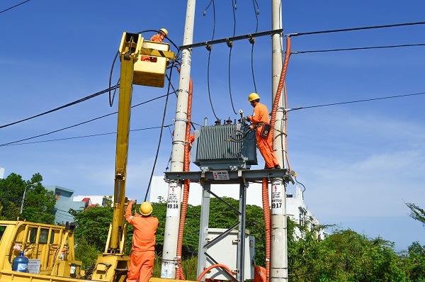 Điện lực miền Trung đảm bảo cấp điện trong đợt cao điểm nắng nóng