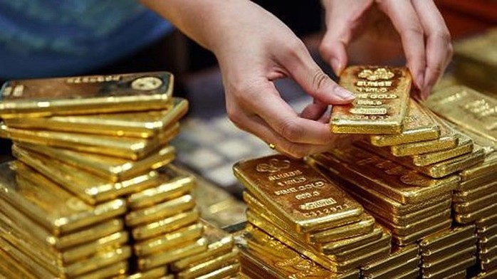 Giá vàng hôm nay 30/7/2018: Gia tăng khoảng cách với vàng thế giới