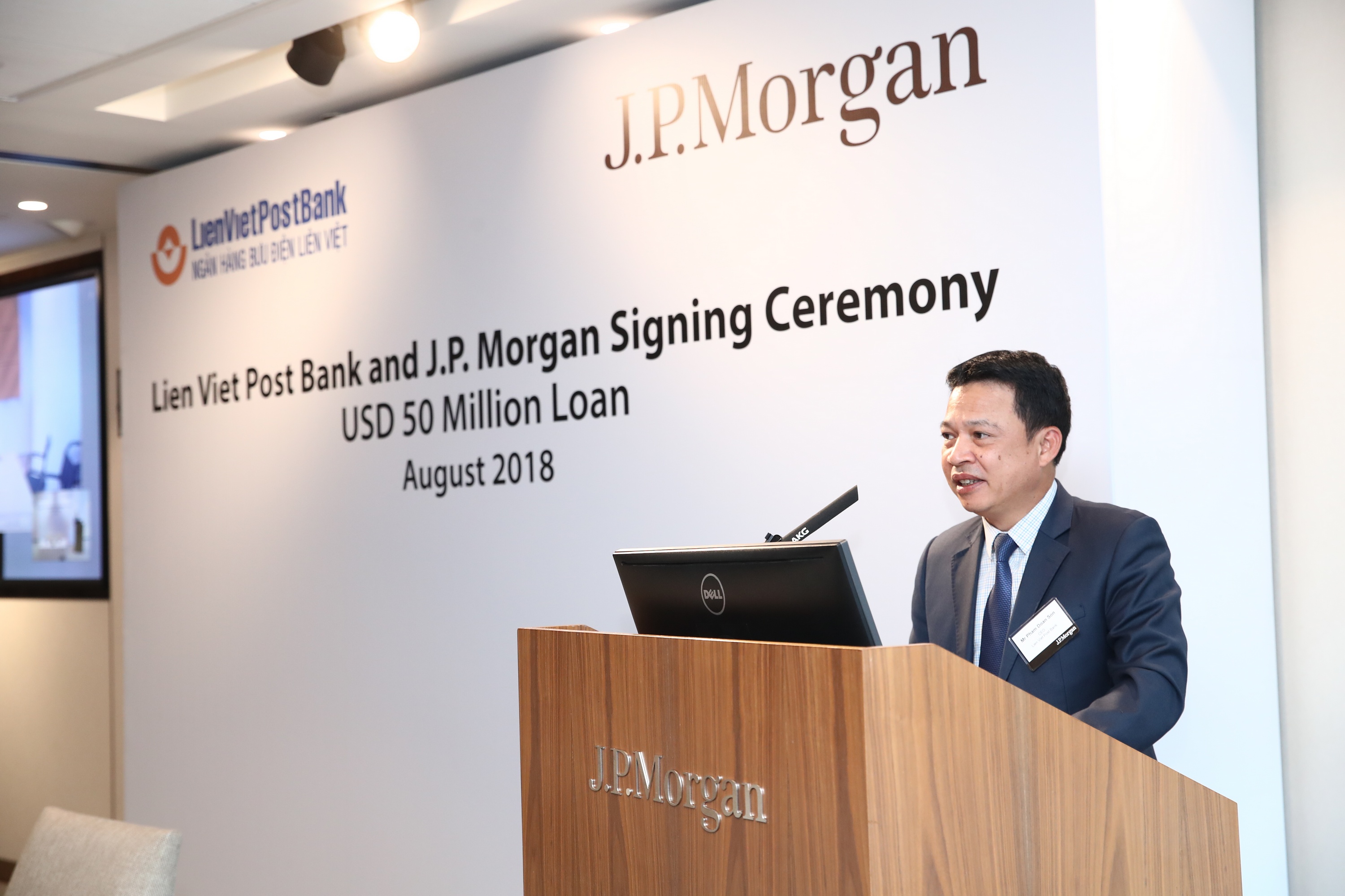 LienLienVietPostBank vay 50 triệu USD từ Ngân hàng JPMorgan Chase