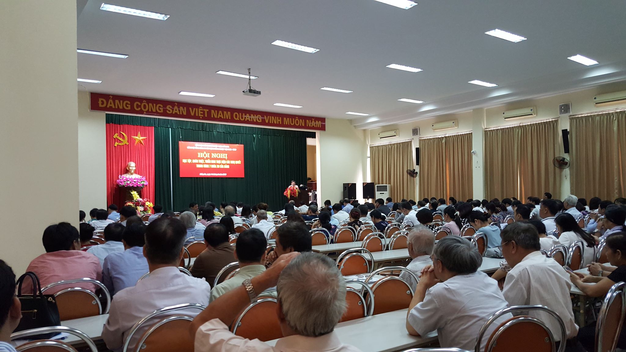 Đảng bộ Doanh nghiệp quận Đống Đa: Học tập Nghị quyết Trung ương 7 Khóa XII