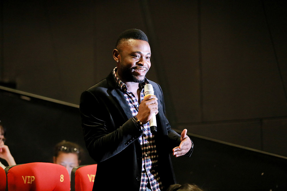 Monta chinh phục khán giả Hà Nội ngay lần đầu ra mắt