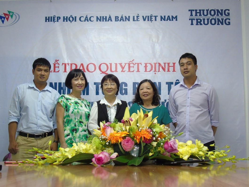 Trao quyết định bổ nhiệm Tổng biên tập Tạp chí Thương trường