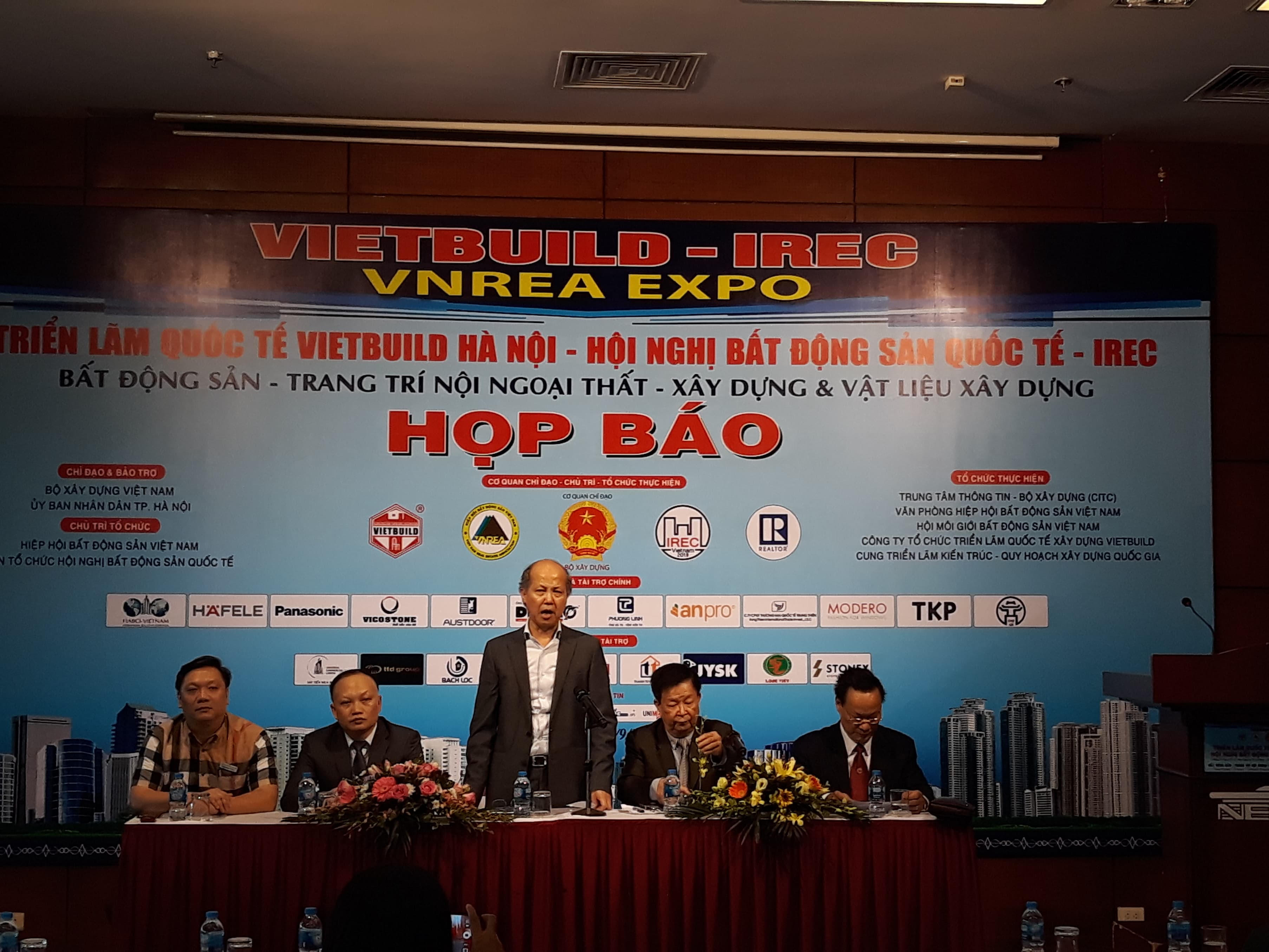 VIETBUILD Hà Nội 2018 lần thứ 2: Trang trí nội ngoại thất, Xây dựng & Vật liệu xây dựng