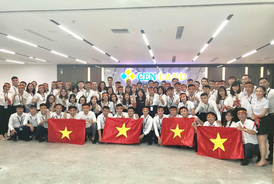 CENLAND tặng 1 tỷ đồng cho thầy trò HLV Park Hang-Seo