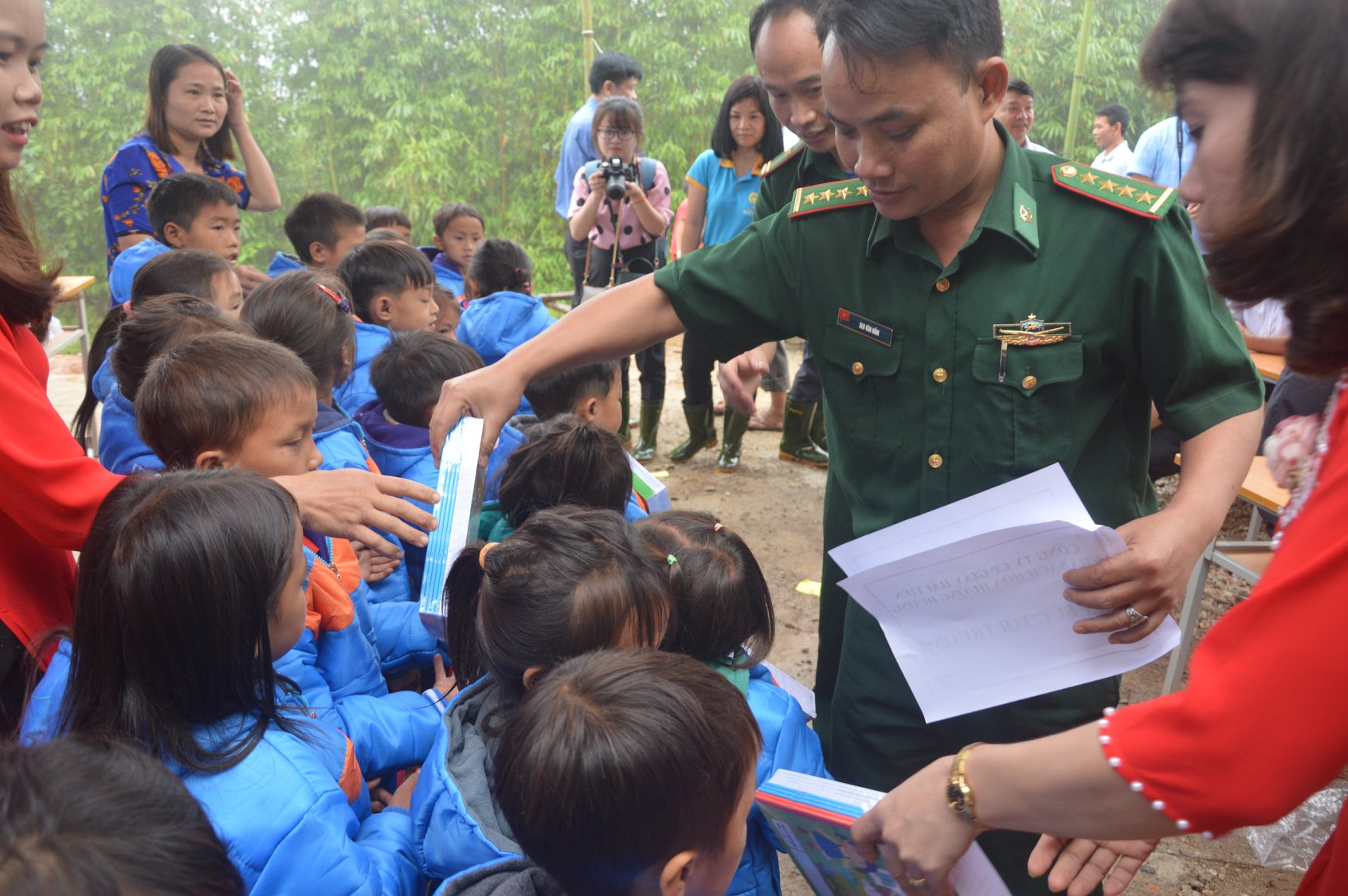 Khánh thành nhà công vụ cho giáo viên điểm trường bản Pà Khốm