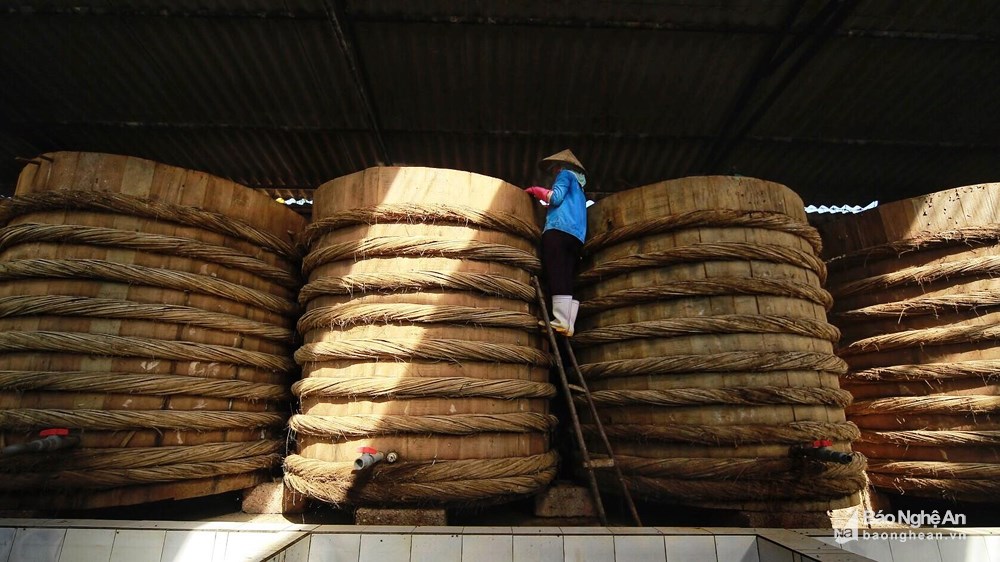 Cơ hội nào cho nước mắm truyền thống sau những “phen sóng gió”?