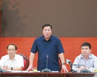 Chủ tịch UBND quận Hoàng Mai chính thức lên tiếng về lùm xùm bằng Thạc sĩ ma 
