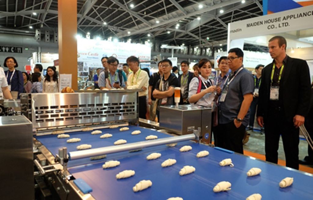 Food  Hotel Vietnam 2019 Cuộc hội tụ công nghệ thiết bị dịch vụ của ngành thực phẩm du lịch khách sạn 